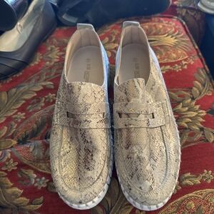 Ilse Jacobsen Womens Tulip Platform Faux Suede Sneakers Eu 41  US Size 9.5 -10